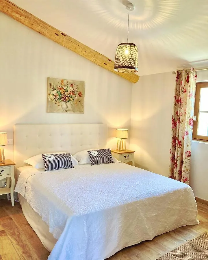 Domaine De La Brave Bed and Breakfast Pernes-les-Fontaines Bed & Breakfast